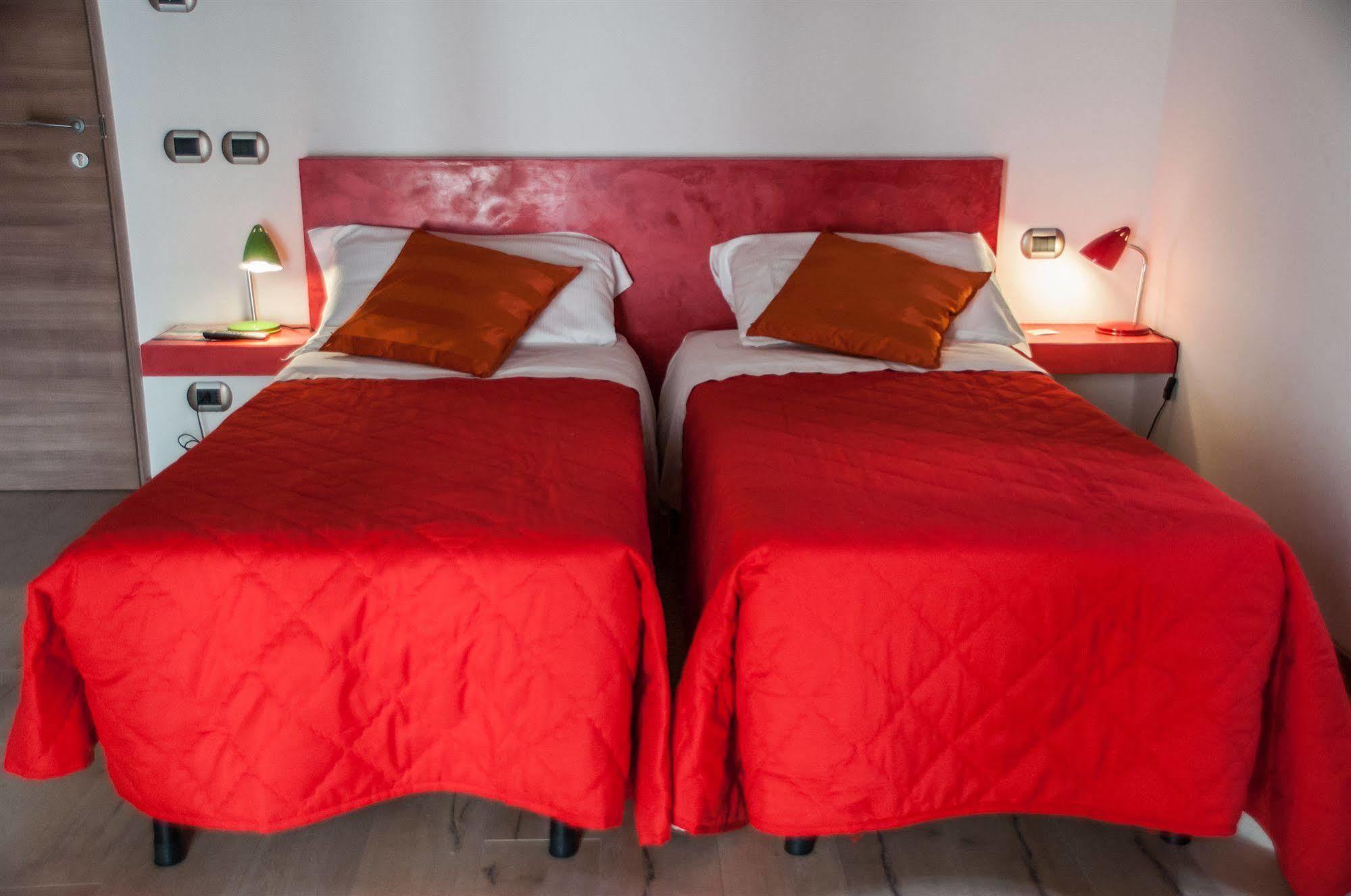 B&B Santa Lucia Бергамо Экстерьер фото